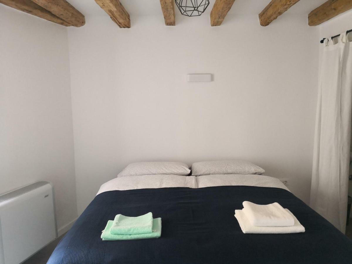 M9 Rooms 伊佐拉 外观 照片